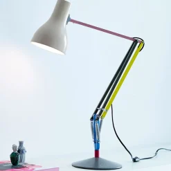 Anglepoise pöytälamppu Type 75 Mini, vaaleanharmaa, 70 cm