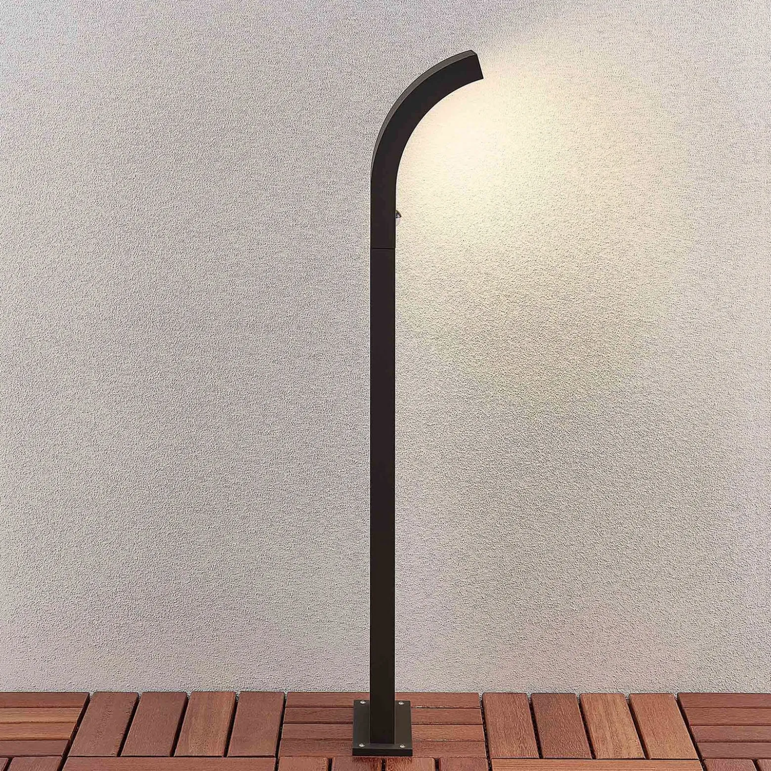 Arcchio Advik LED-projektori, 100 cm, antrasiitti, sensori, IP54