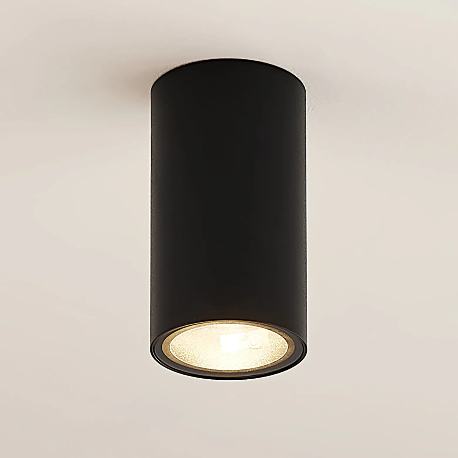 Arcchio alasvalo Olivir, musta, metalli, Ø 6cm, GU10, IP44