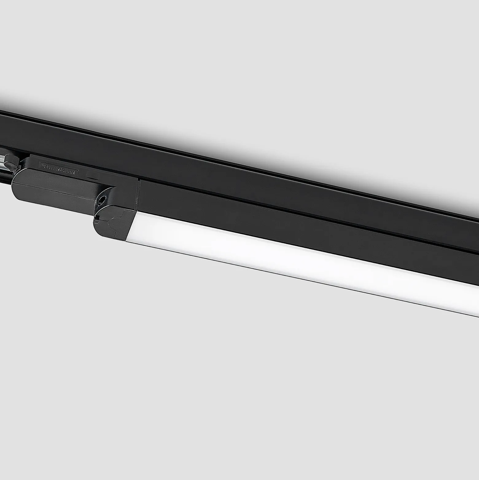 Arcchio Harlow LED-kiskovalaisin, musta, 69 cm, 4000 K
