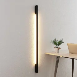 Arcchio Ivano -LED-seinävalaisin 130 cm, musta