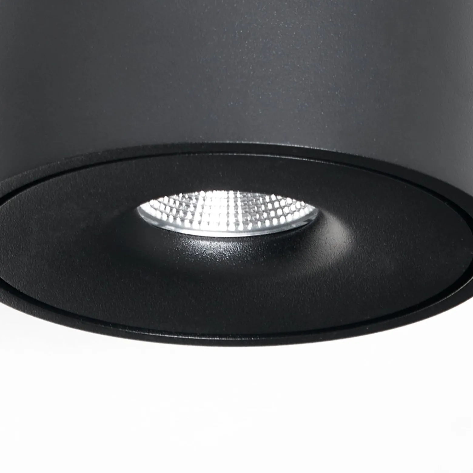 Arcchio LED-kattovalaisin Rotari, halkaisija 12 cm, valaisee ylös ja alas, musta