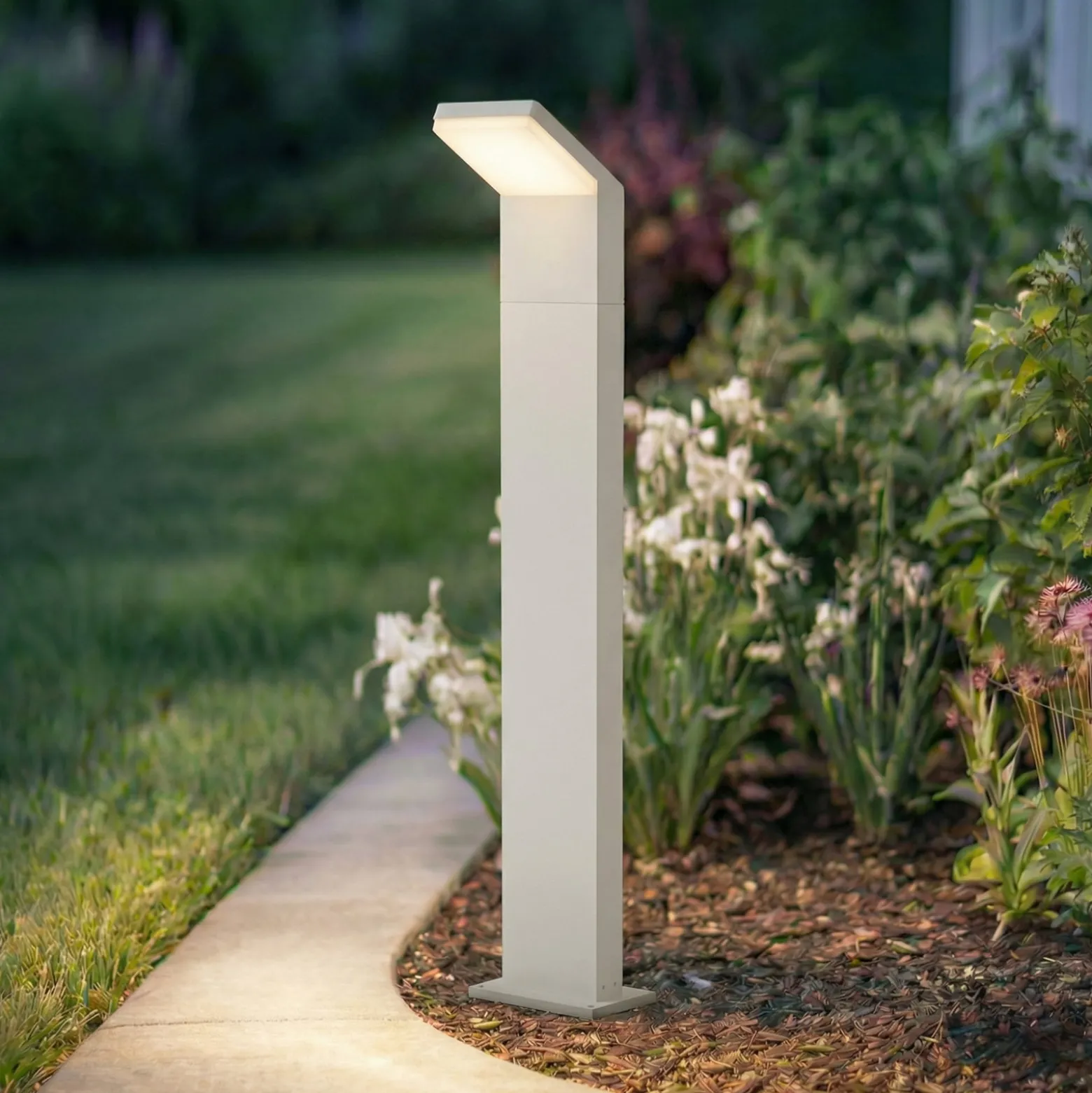 Arcchio LED-pylväsvalaisin Yolena, 100 cm, valkoinen, IP65