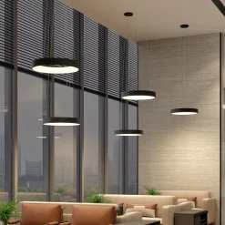 Arcchio LED-ripustusvalaisin Aleksi, Ø 60 cm, musta, metalli, CCT