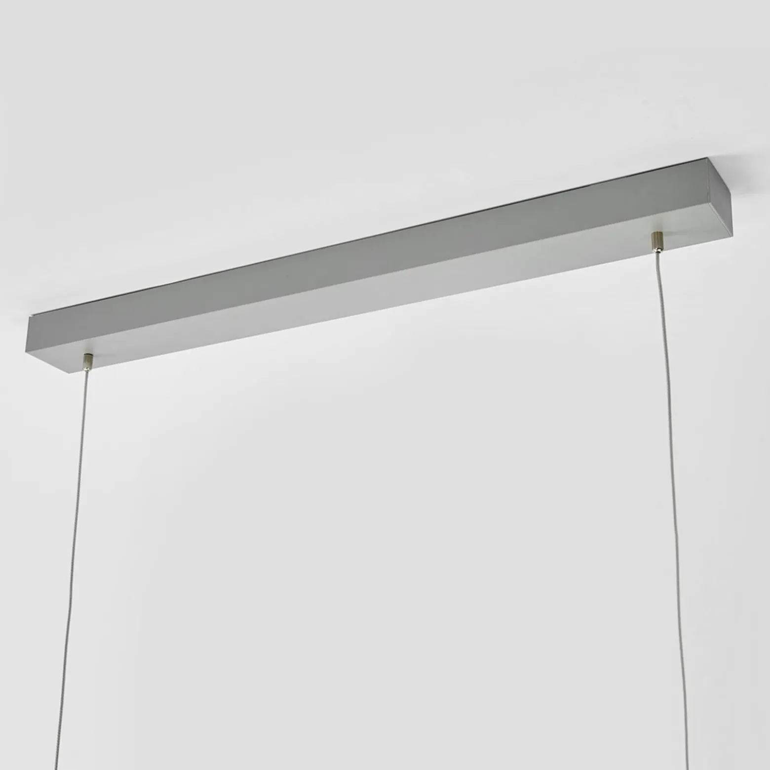 Arcchio LED toimisto-riippuvalaisin Jolinda, hopea, 118cm, ylös/alas, ylös/alas