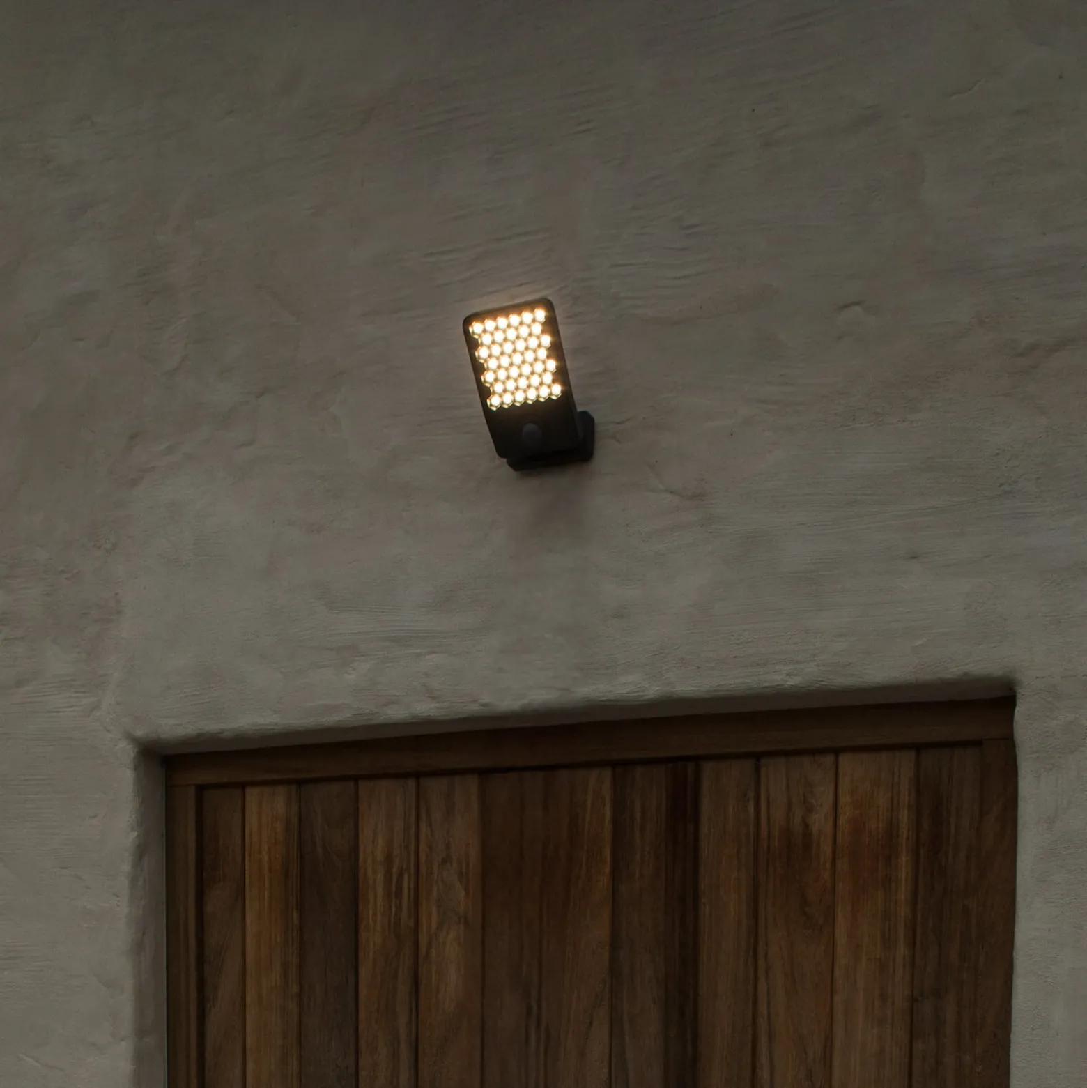 ATLANTIS LED-anturilla varustettu ulkoseinälamppu, tummanharmaa, 22 cm, IP54