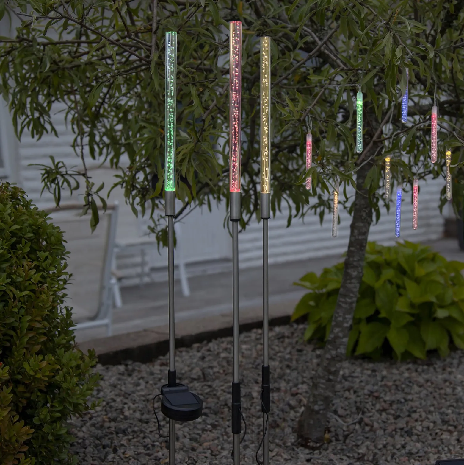 Aurinkokäyttöinen Bubbly-LED-valaisin 3x, moniväri