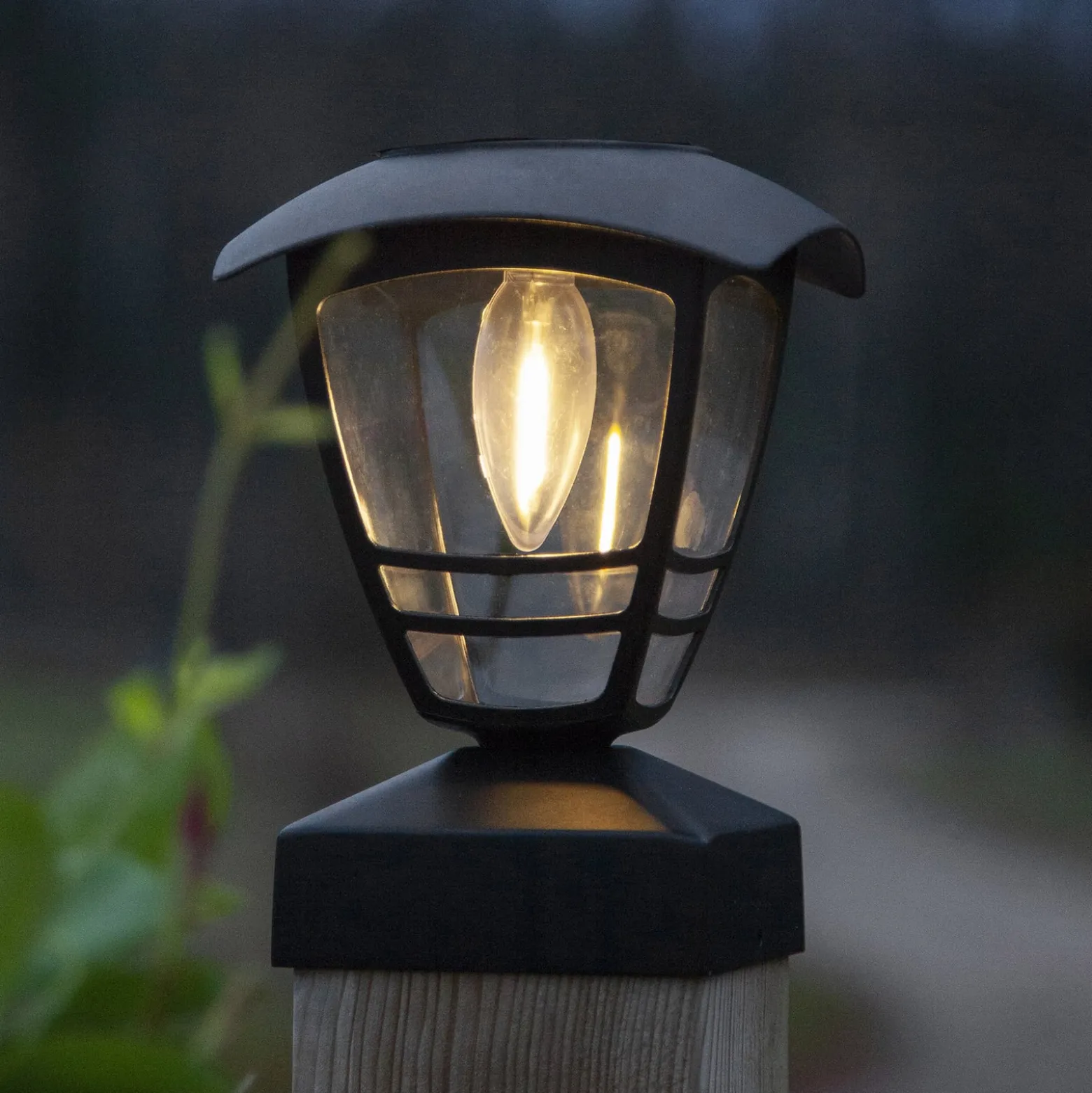 Aurinkokäyttöinen Felix-LED-pollarivalaisin