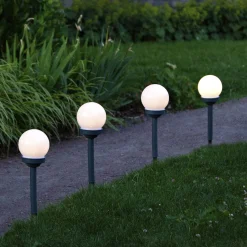 Aurinkokäyttöinen Globus-LED-pollarivalaisin 4 kpl