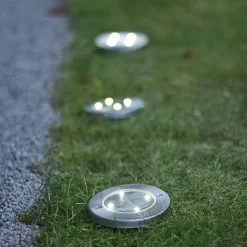 Aurinkokäyttöinen Lawnlight-LED-lamppu maapiikillä