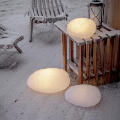 Aurinkokäyttöinen LED-valaisin GLOBY, valkoinen, 24,5 cm, muovi, IP44