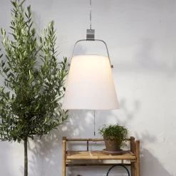 Aurinkokäyttöinen Solia-LED-riippuvalaisin Ø 28 cm
