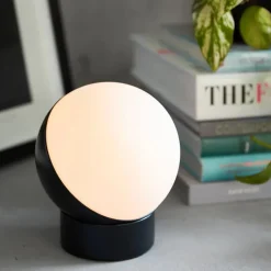 Beacon pöytävalaisin Mikoh, mustaa metallia, lasia