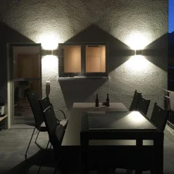 Betoninharmaa LED-ulkoseinälamppu Riak