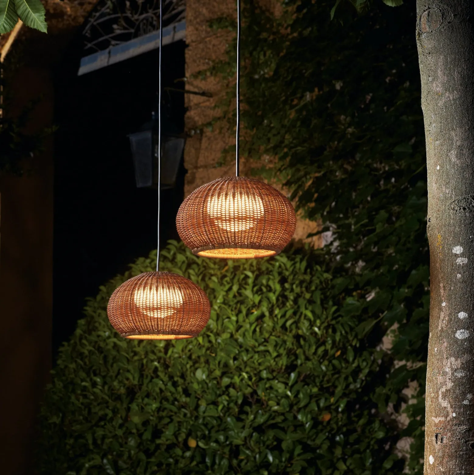 Bover LED-ripustusvalaisin Garota, pistoke grafiitinruskea/ruskea