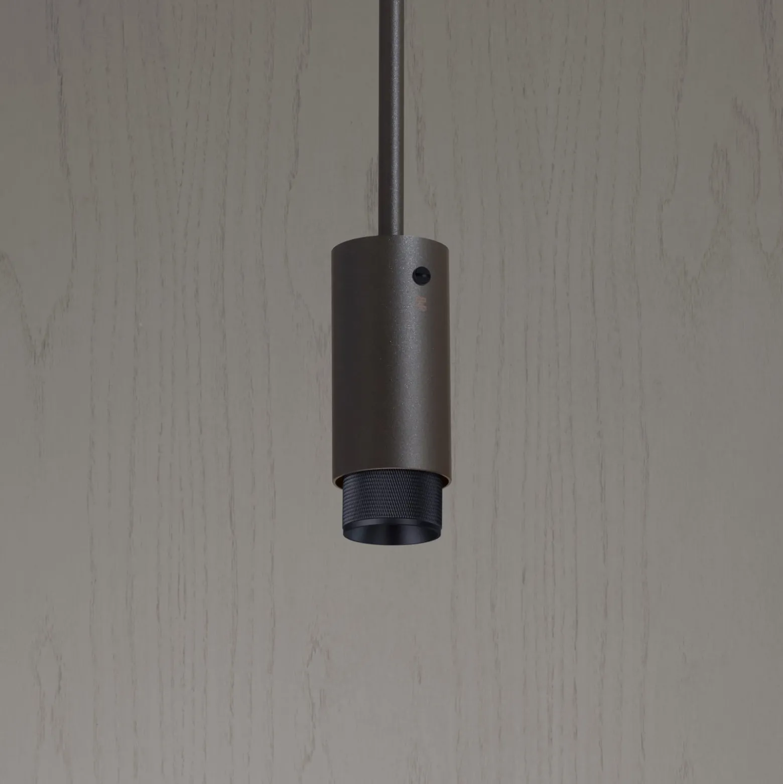 Buster+Punch Exhaust Pendant Cross grafiitti/musta