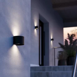 Calpino 3 -LED-ulkoseinälamppu, musta, leveys 14 cm, 2-lamppuinen