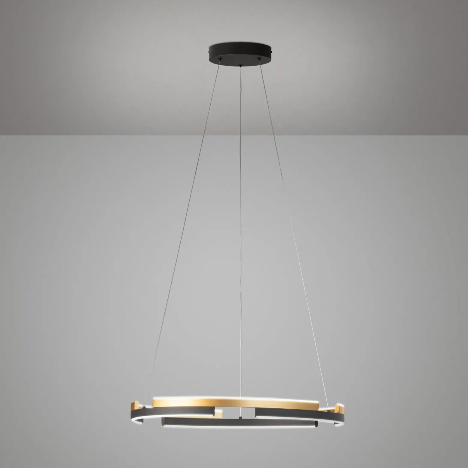 Circly LED-riippuvalaisin, metalli, kaukosäädin, CCT, himmennettävä