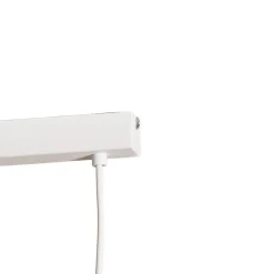 Cono-riippuvalaisin, kolmivaloinen, lineaarinen, pituus 75 cm, valkoinen