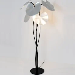 Controversia-LED-lattiavalo, hopea
