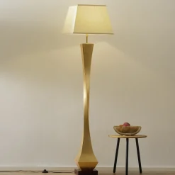 Deco - lattiavalaisin hienostuneella designilla