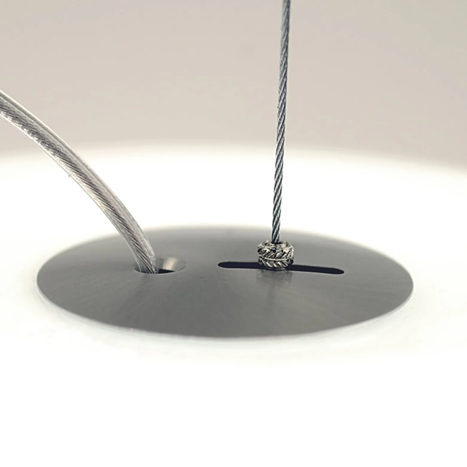 Design-riippuvalaisin AIH 28 cm kiiltävänvalkoinen