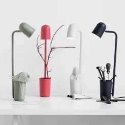 Design-työpöytävalaisin Buddy, valkoinen