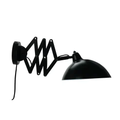 Dyberg Larsen Futura -seinälamppu, jossa on saksivarsi
