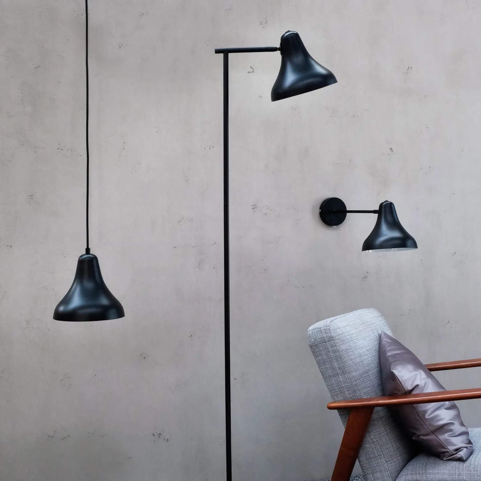 Dyberg Larsen lattiavalaisin Tokyo, musta, korkeus 155 cm, metallia
