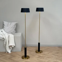 Dyberg Larsen LED-lattiavalaisin Yoyo, musta, korkeus 125 cm