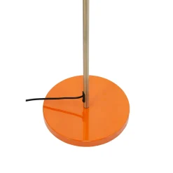 Dyberg Larsen Ocean-maavalaisin, oranssi, korkeus 160 cm, 2-lamppuinen.