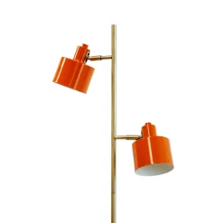 Dyberg Larsen Ocean-maavalaisin, oranssi, korkeus 160 cm, 2-lamppuinen.
