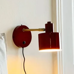 Dyberg Larsen seinälamppu Ocean, tummanpunainen, ulkonema 30 cm