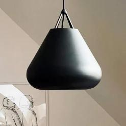 Dyberg Larsen Volta-riippuvalaisin, musta, Ø 26 cm, metallia