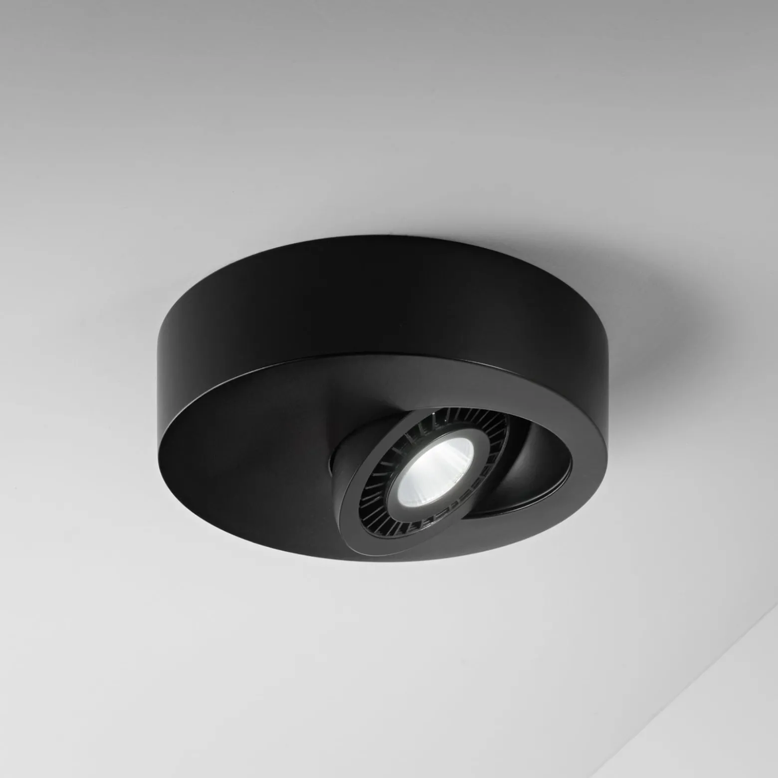Egger DLS LED-kattovalaisin Geo, musta