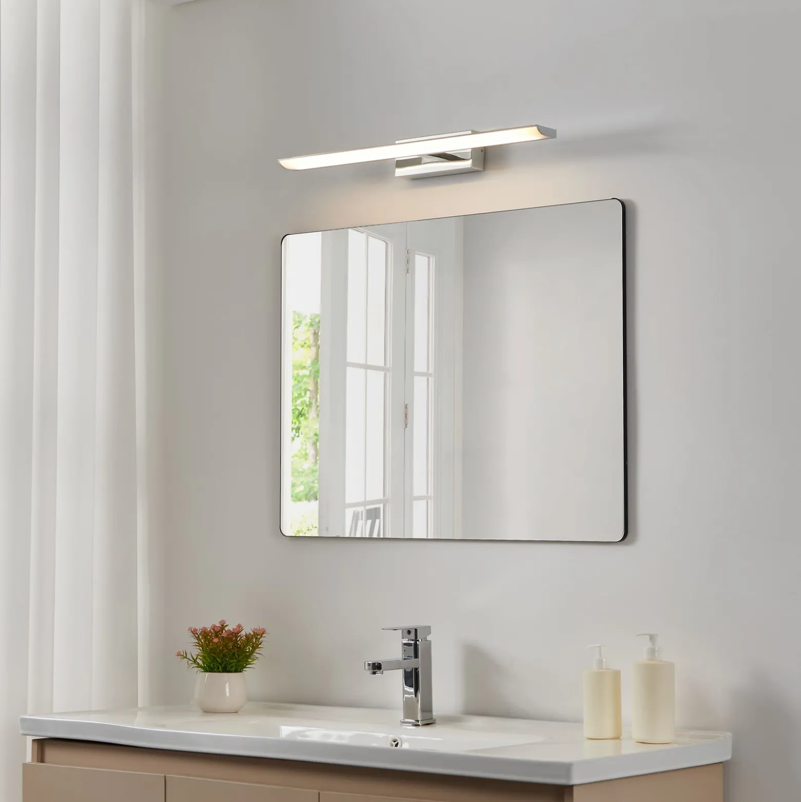 EGLO connect Smart-LED-peililamppu Tabiano-Z, 60,5 cm, kromi