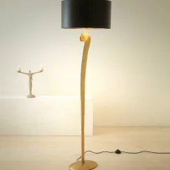 Elegantti kulta-musta lattiavalaisin LORGOLIOSO
