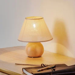 Envostar Gill pöytälamppu, puu luonnonväri/varjostin beige