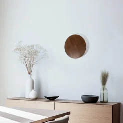 Envostar seinävalaisin Rito, pähkinäpuu, Ø 40 cm