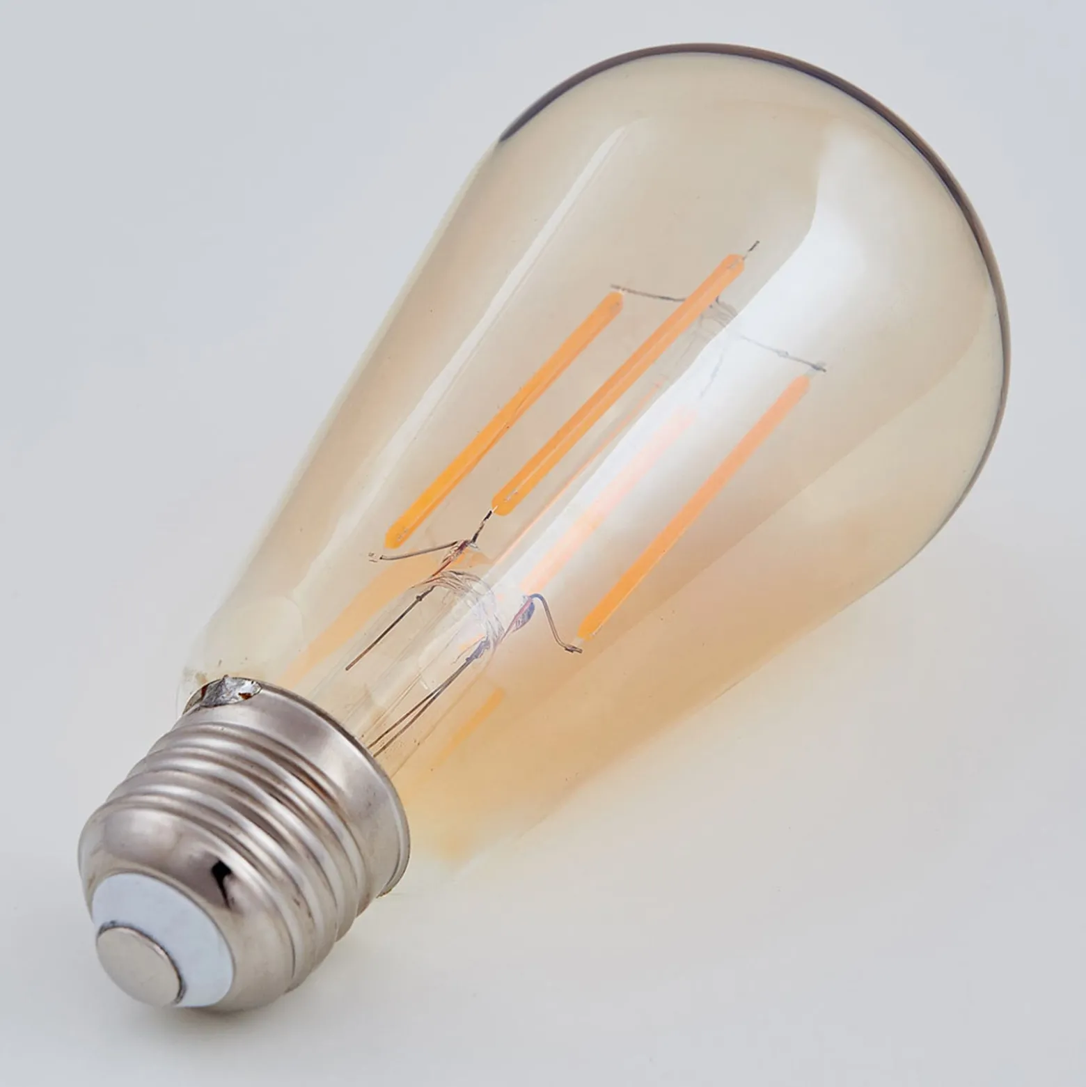 E27 rustiikki LED-lamppu 6W meripihka 1800K 4kpl