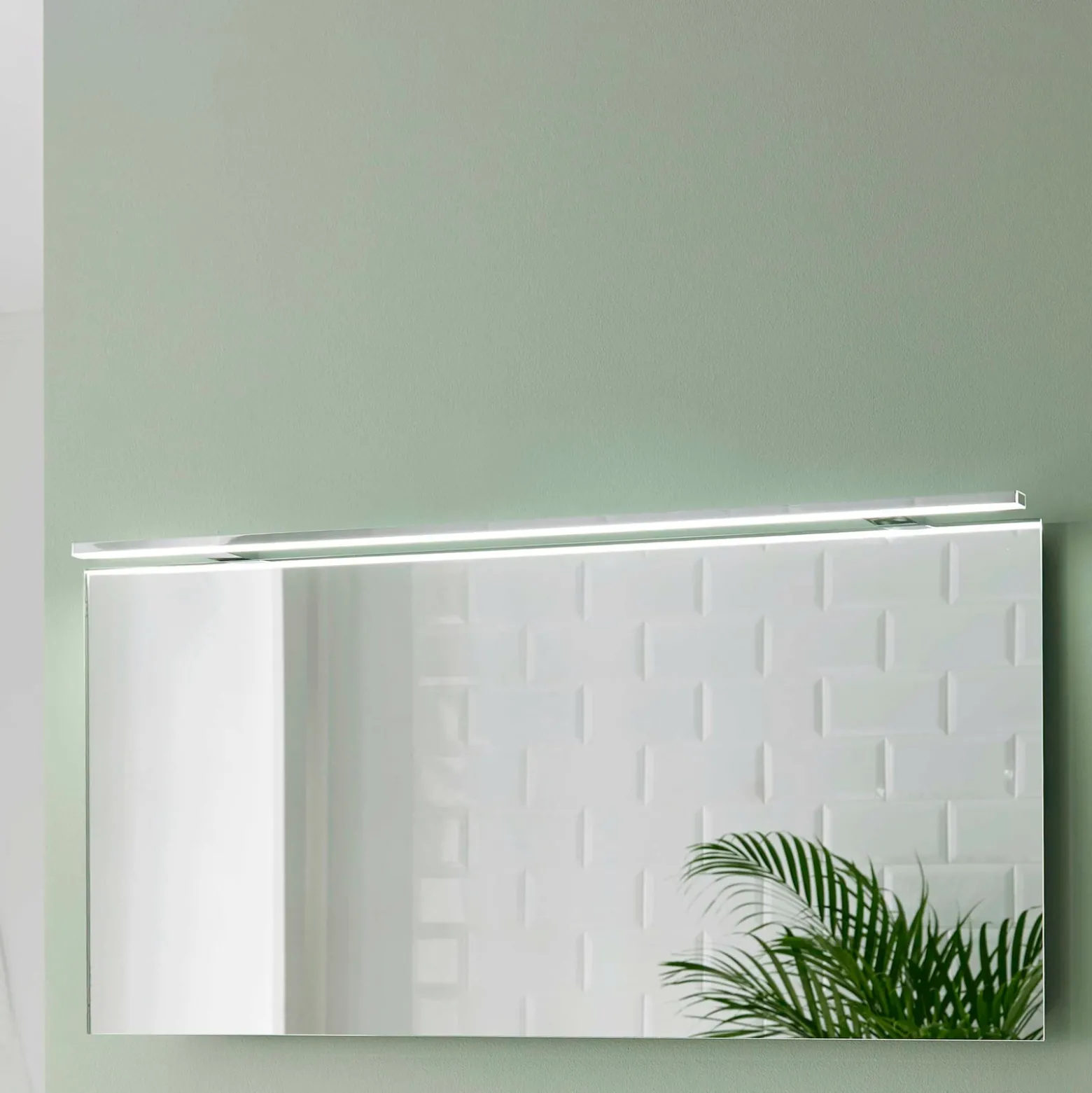 Esther 2 LED-peilivalaisin, kromi, leveys 120 cm