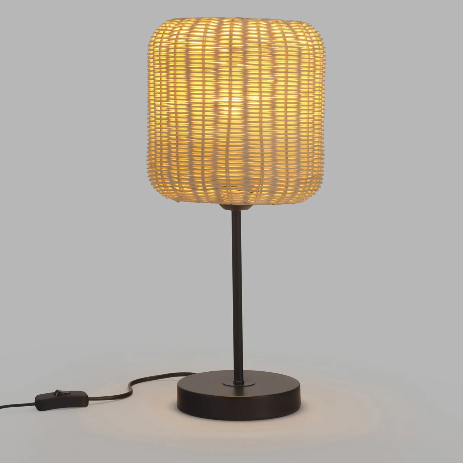 Forlight Cortic pöytävalaisin, vaaleanruskea, rottinki, korkeus 41,5 cm