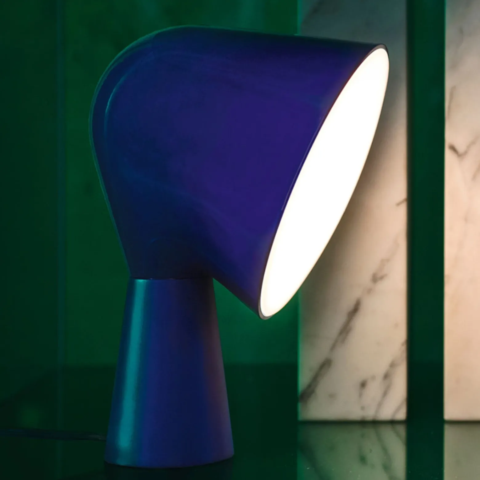 Foscarini Binic -designpöytävalaisin, sininen