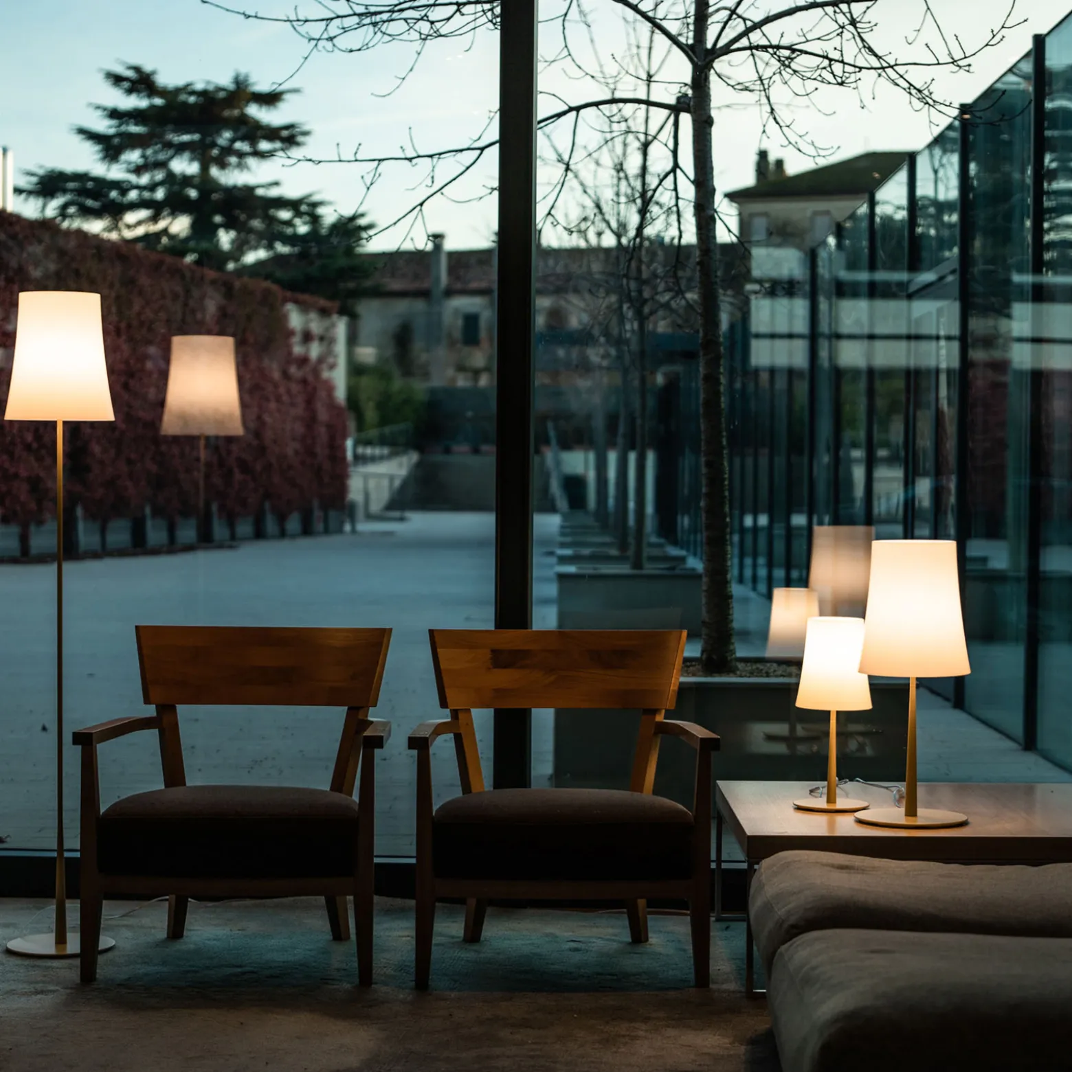Foscarini Birdie Easy -lattiavalo, hiekankeltainen