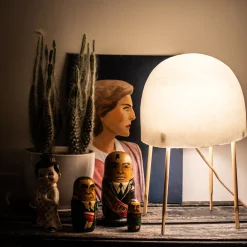 Foscarini Kurage -pöytälamppu washi-paperia