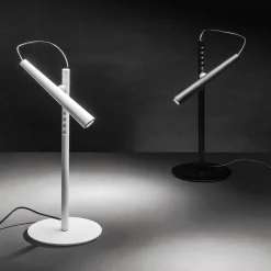 Foscarini Magneto LED -pöytävalaisin, valkoinen