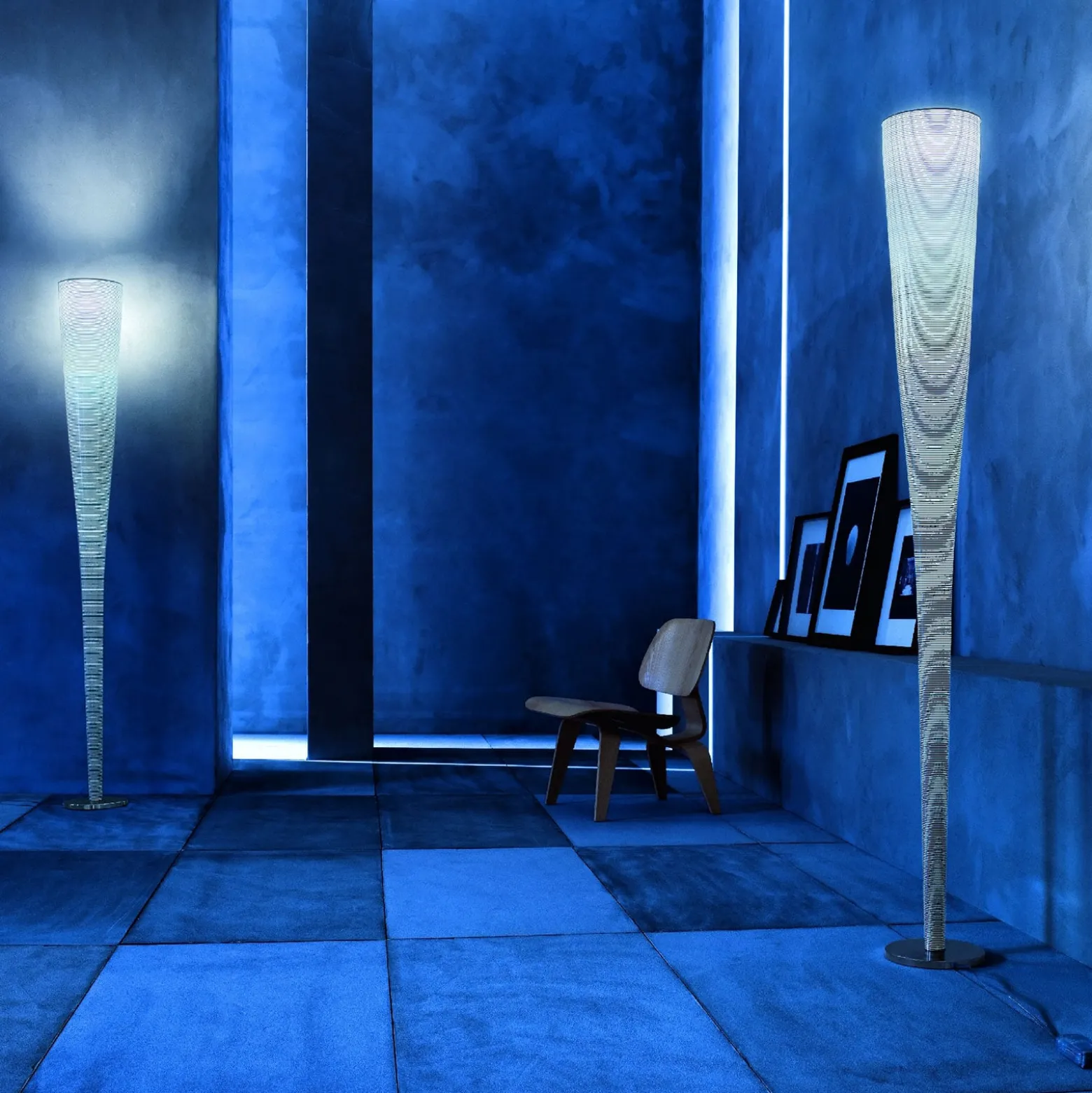 Foscarini Mite LED-lattiavalaisin, musta