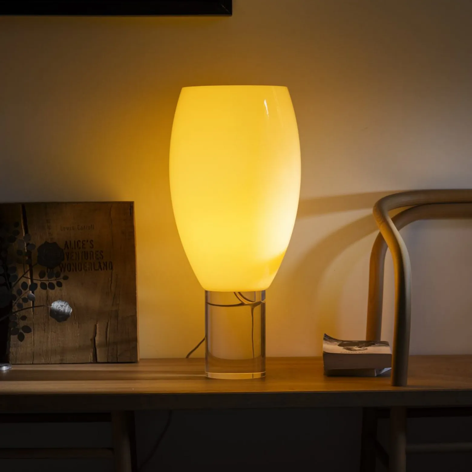 Foscarini pöytävalaisin Buds 1, cipria, lasi, muovi