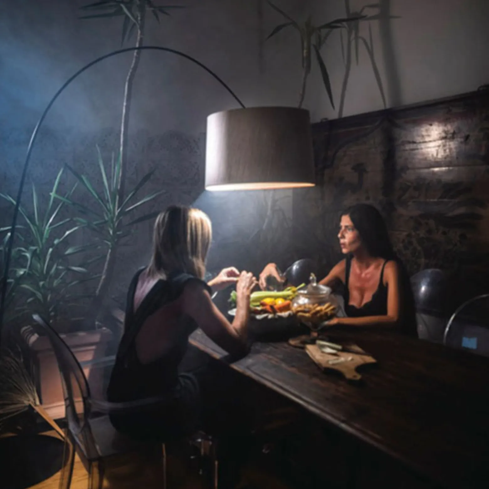 Foscarini Twiggy Wood -LED-lattiavalo, musta