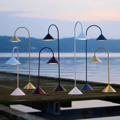 FRANDSEN LED-lattiavalo Grasp, musta, 72 cm, metalli